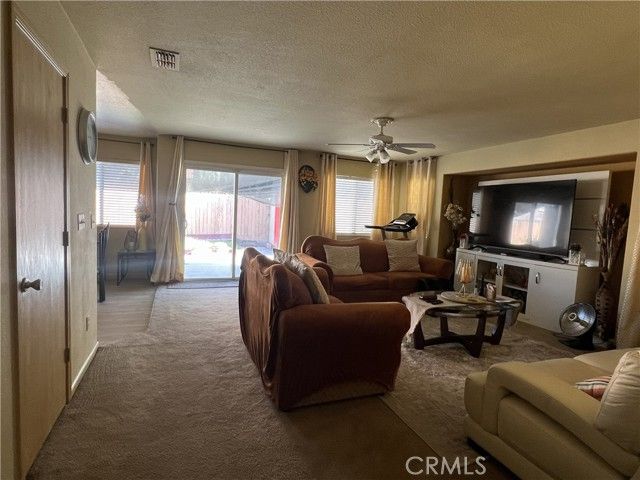 924 Dosangh Court, Livingston, CA 95334