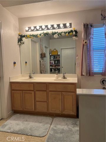 924 Dosangh Court, Livingston, CA 95334