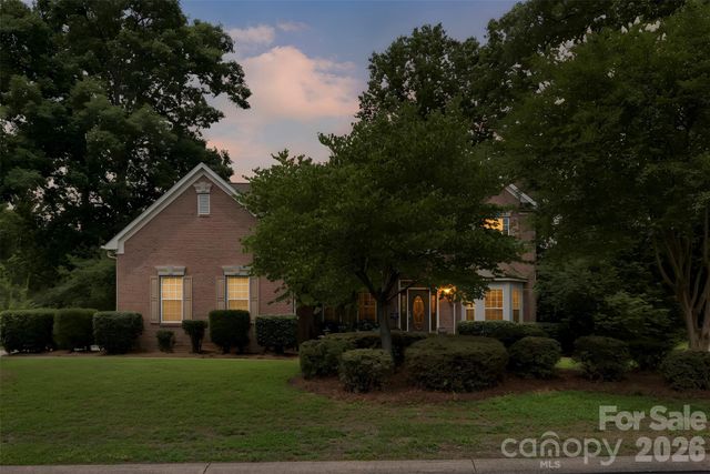 1845 Mountain Trail Drive, Charlotte, NC 28214