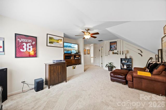 1845 Mountain Trail Drive, Charlotte, NC 28214