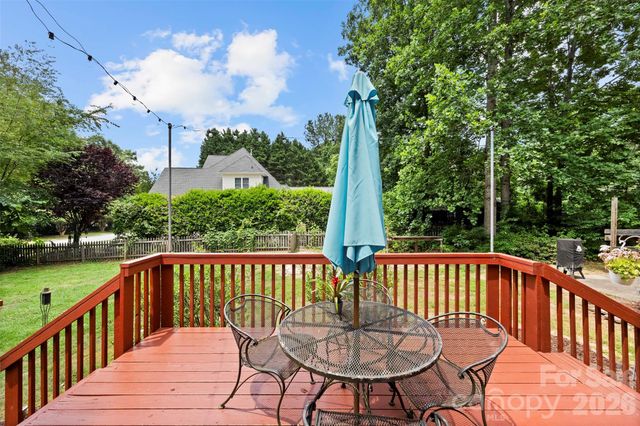 1845 Mountain Trail Drive, Charlotte, NC 28214
