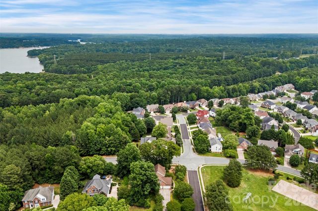 1845 Mountain Trail Drive, Charlotte, NC 28214