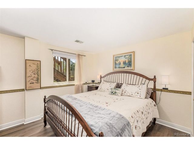 6328 W 69th Ave, Arvada, CO 80003