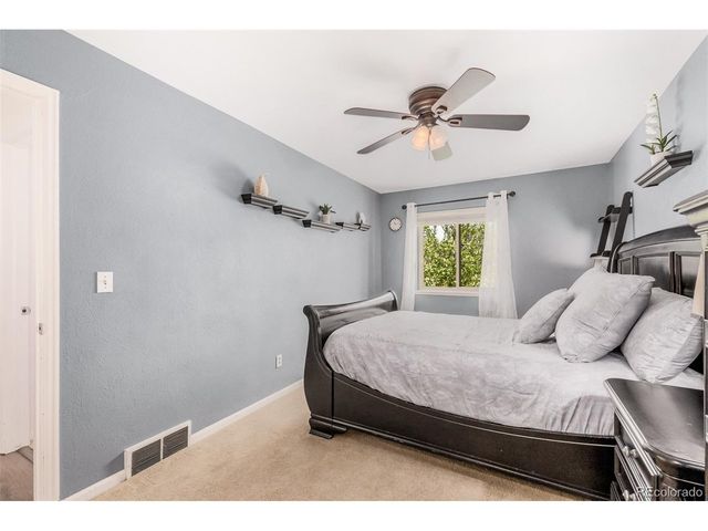 6328 W 69th Ave, Arvada, CO 80003