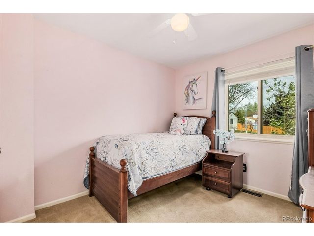 6328 W 69th Ave, Arvada, CO 80003