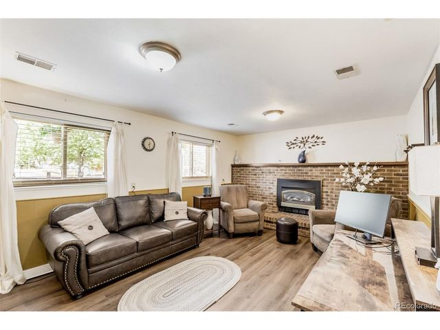 6328 W 69th Ave, Arvada, CO 80003