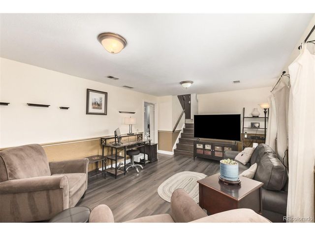 6328 W 69th Ave, Arvada, CO 80003