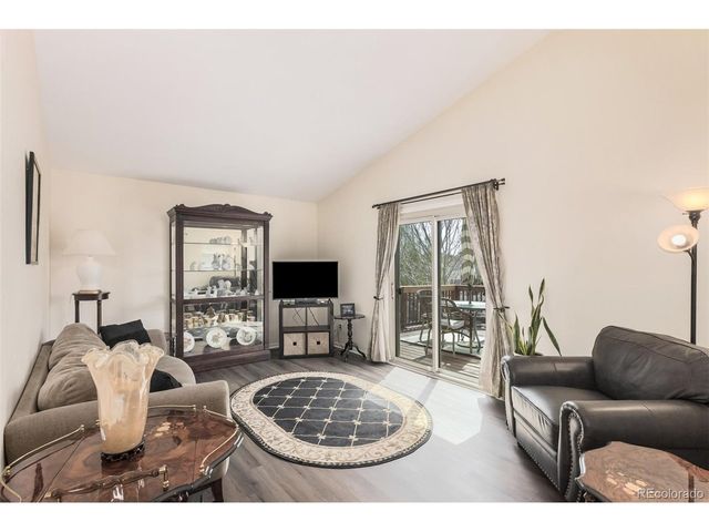 6328 W 69th Ave, Arvada, CO 80003