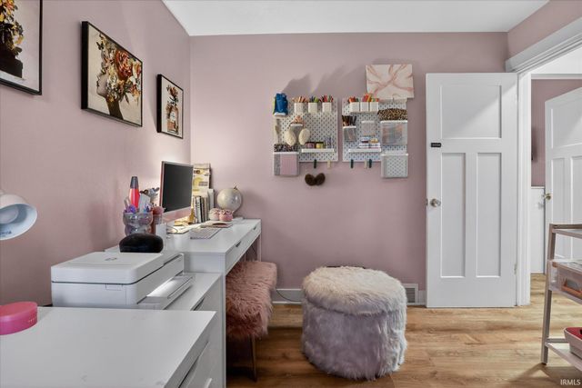 206 N Coquillard Drive, South Bend, IN 46617