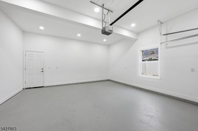 949 Edwin St, North Brunswick Twp., NJ 08902