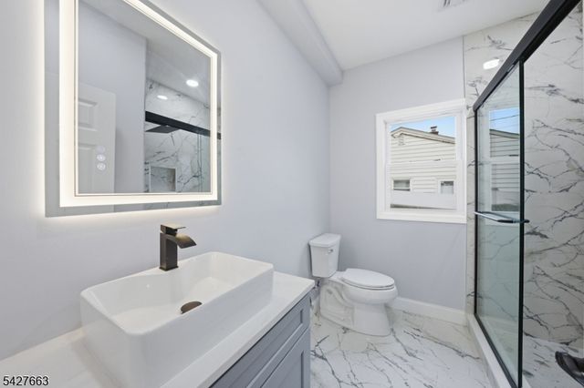 949 Edwin St, North Brunswick Twp., NJ 08902