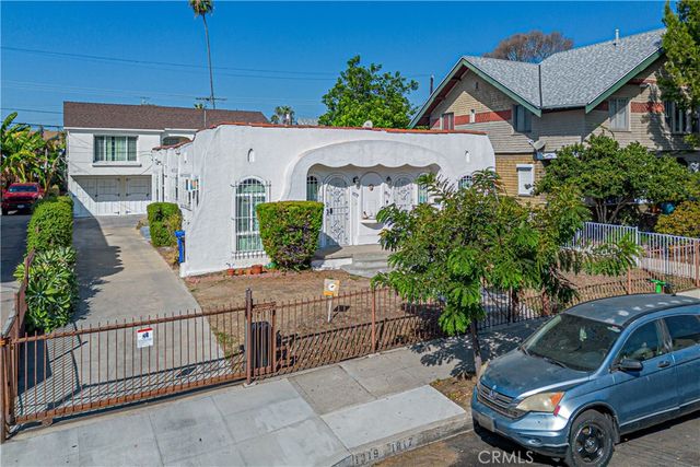 1817 Roosevelt Avenue, Los Angeles, CA 90006