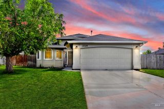 3719 E Sandyford Ave, Nampa, ID 83686