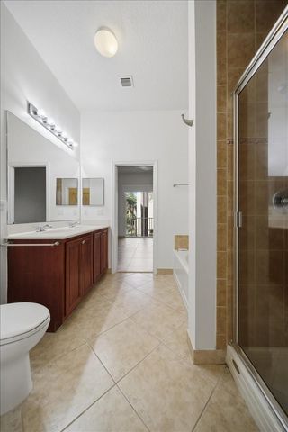 4851 Bonsai Circle 215, Palm Beach Gardens, FL 33418