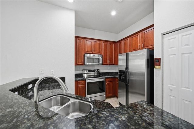 4851 Bonsai Circle 215, Palm Beach Gardens, FL 33418