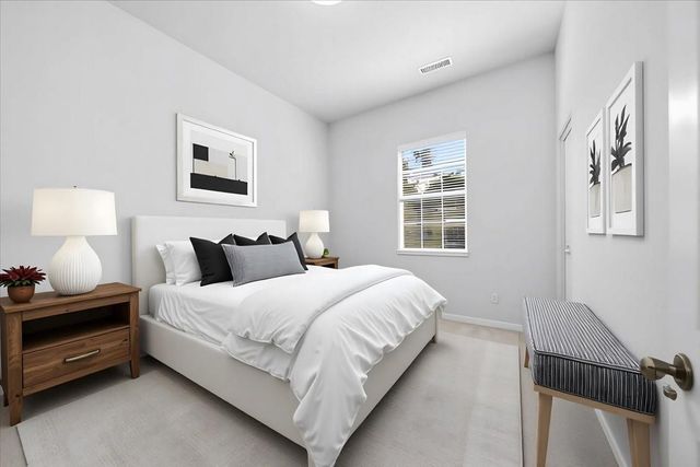 4851 Bonsai Circle 215, Palm Beach Gardens, FL 33418