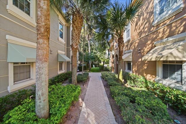 4851 Bonsai Circle 215, Palm Beach Gardens, FL 33418