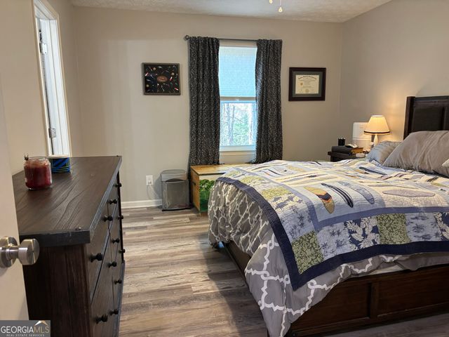 6 Oakmount Drive, Newnan, GA 30263