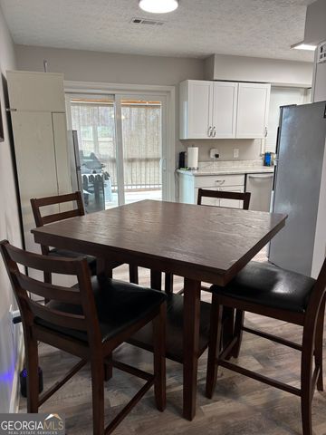 6 Oakmount Drive, Newnan, GA 30263