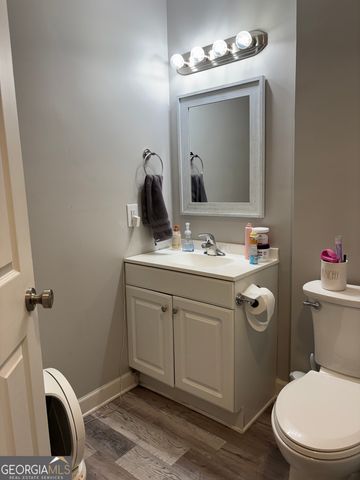 6 Oakmount Drive, Newnan, GA 30263