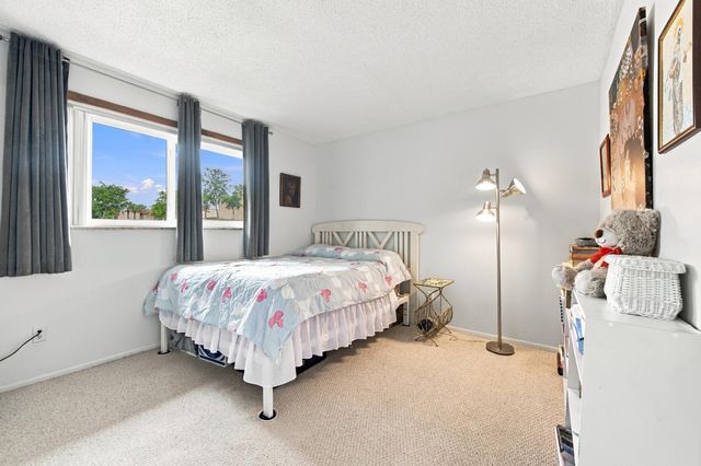 193 Lake Evelyn Drive, West Palm Beach, FL 33411