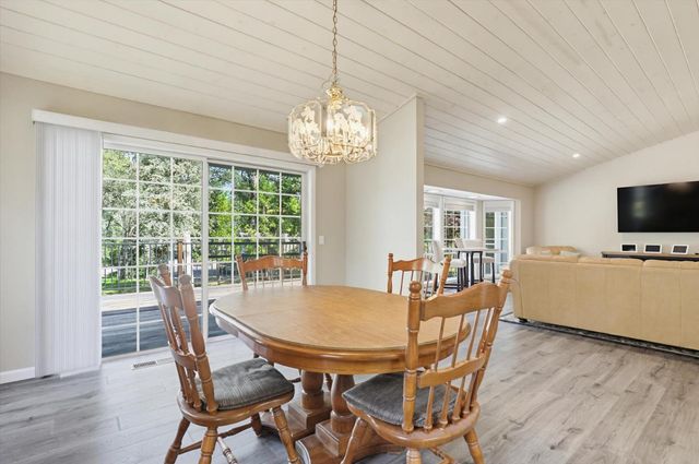 20689 Chaparral Cir, Penn Valley, CA 95946