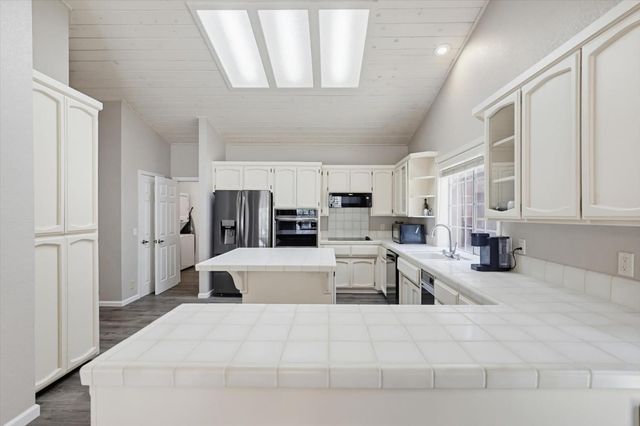 20689 Chaparral Cir, Penn Valley, CA 95946