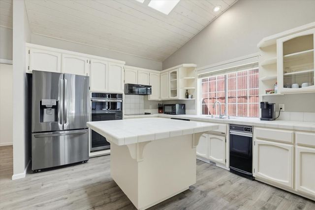 20689 Chaparral Cir, Penn Valley, CA 95946