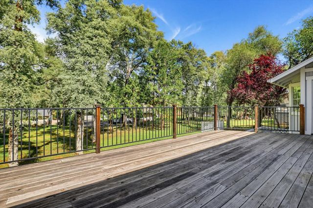 20689 Chaparral Cir, Penn Valley, CA 95946