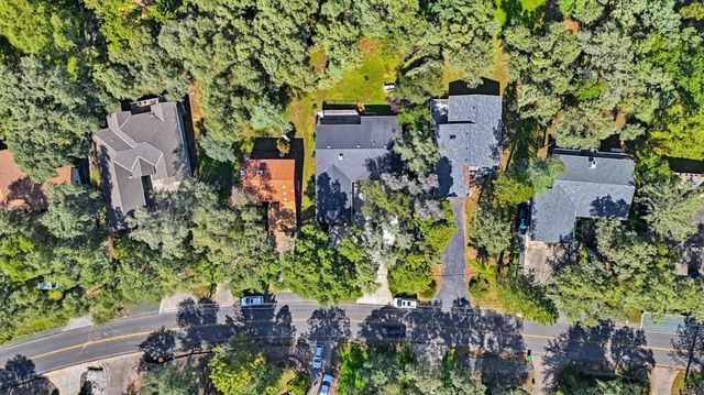 20689 Chaparral Cir, Penn Valley, CA 95946