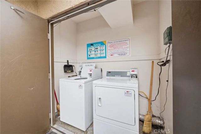 206 Portland Avenue, Huntington Beach, CA 92648