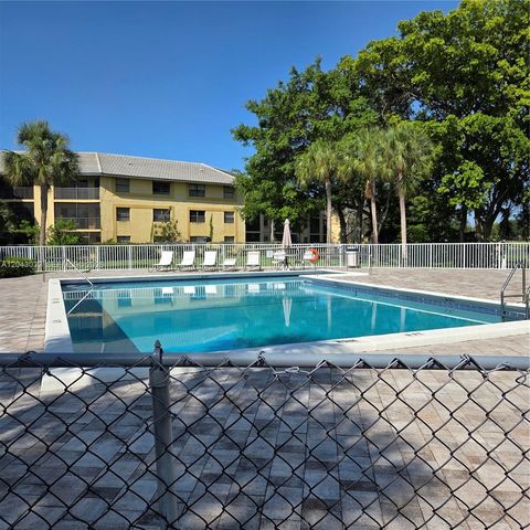 8905 NW 28th Dr B, Coral Springs, FL 33065