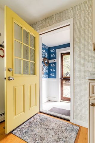 12 Butler St, Medford, MA 02155