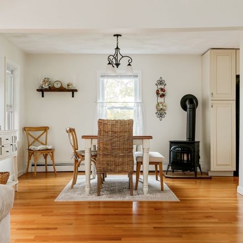 12 Butler St, Medford, MA 02155