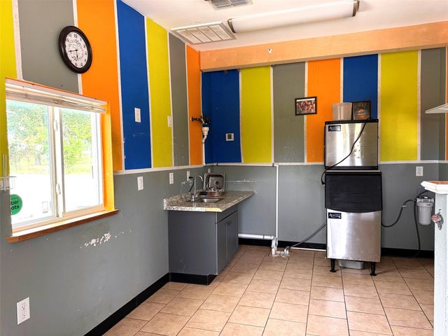1721 N Edwards Ave., Mt Pleasant, TX 75455