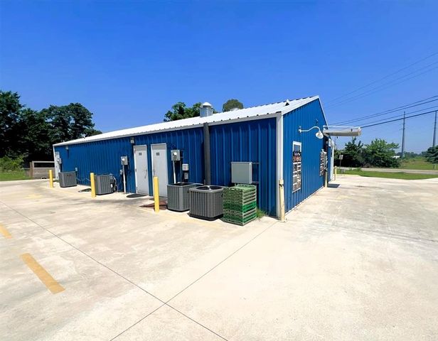1721 N Edwards Ave., Mt Pleasant, TX 75455