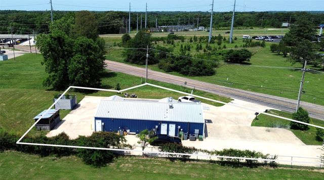 1721 N Edwards Ave., Mt Pleasant, TX 75455