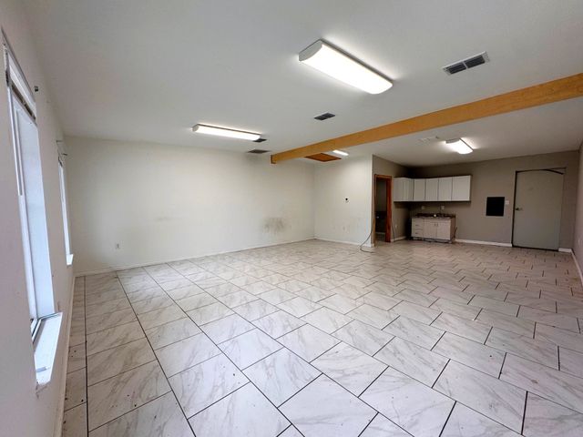 1721 N Edwards Ave., Mt Pleasant, TX 75455