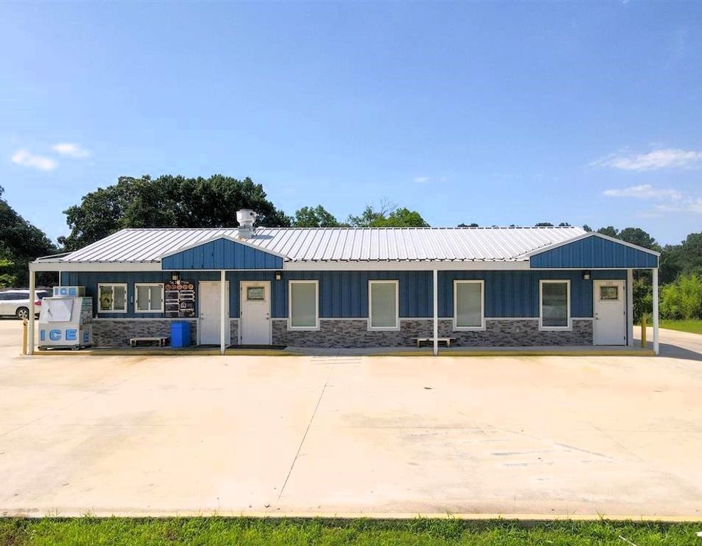 1721 N Edwards Ave., Mt Pleasant, TX 75455