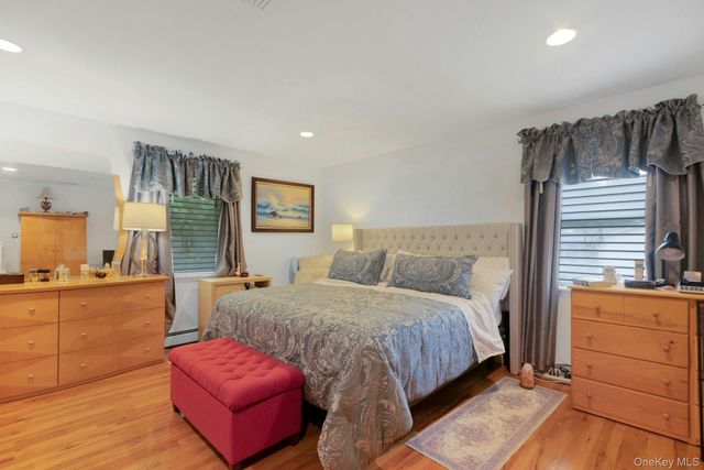19 Flower Lane, Valley Cottage, NY 10989