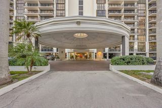 1450 Brickell Bay Drive 511, Miami, FL 33131