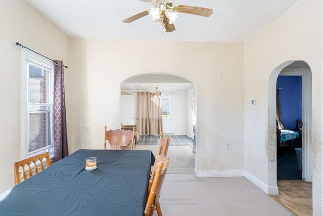 1900 N Center Street, Crest Hill, IL 60403