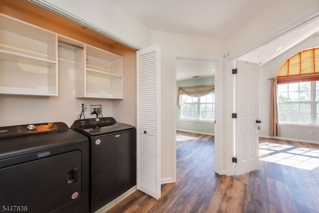 146 Summit Rdg, Pompton Lakes Boro, NJ 07442 — photo 12