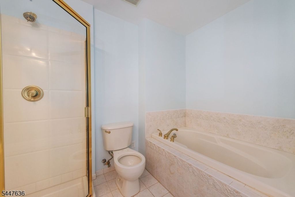 146 Summit Rdg, Pompton Lakes Boro, NJ 07442 — photo 16