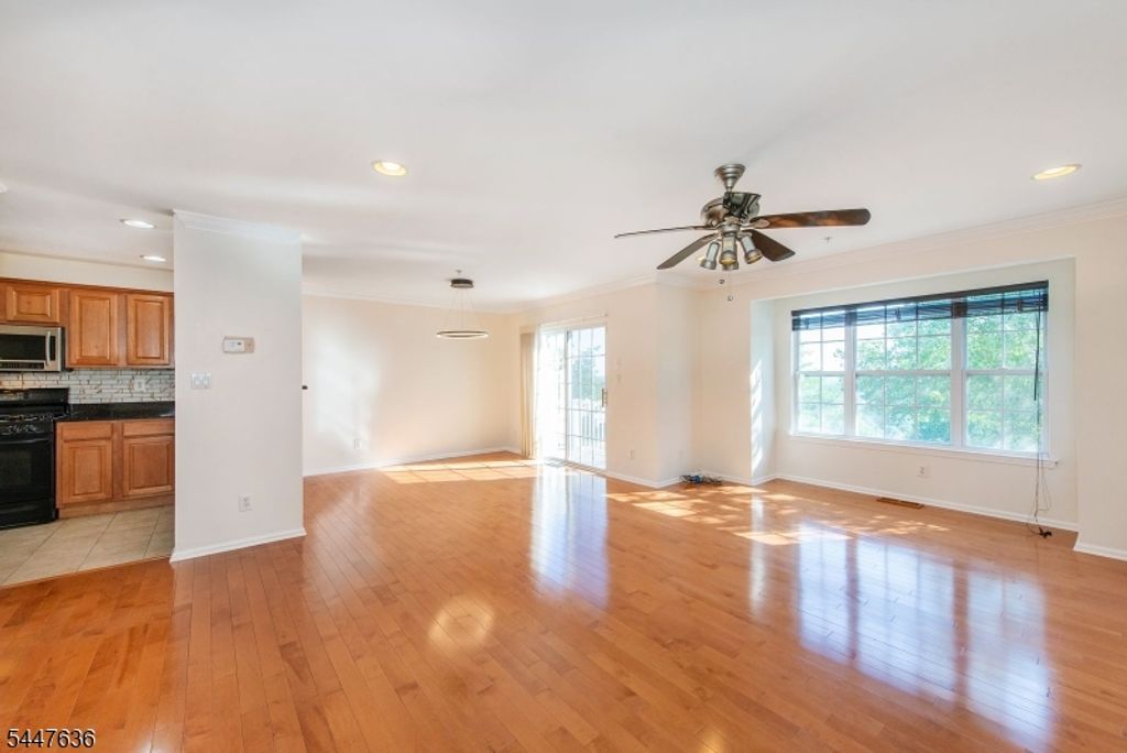 146 Summit Rdg, Pompton Lakes Boro, NJ 07442 — photo 8