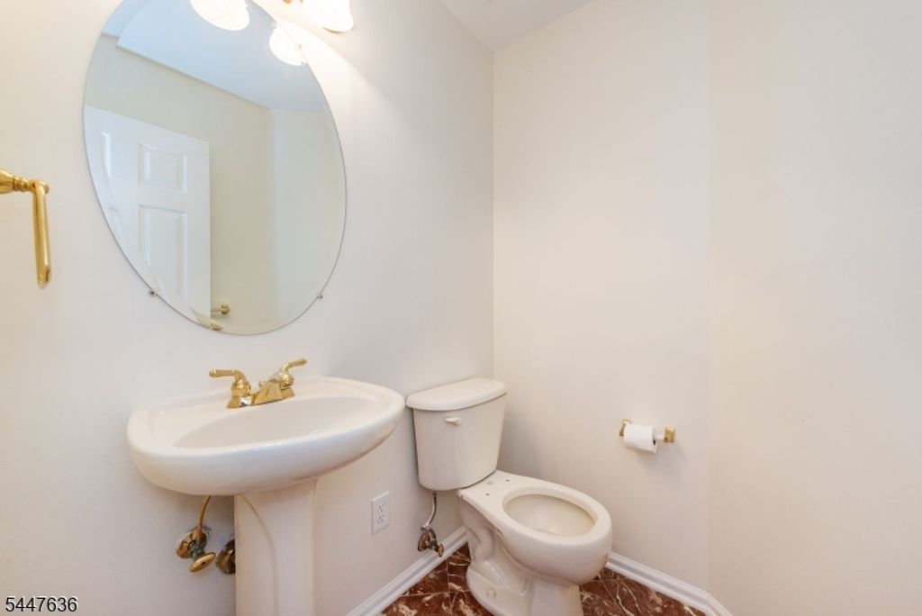 146 Summit Rdg, Pompton Lakes Boro, NJ 07442 — photo 9