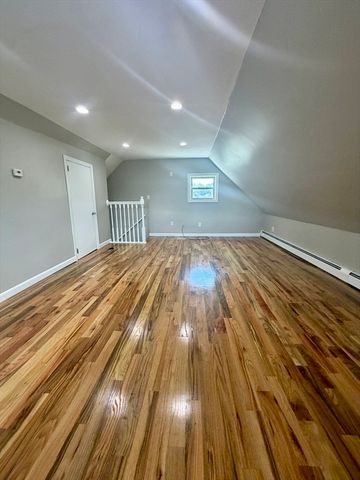 5 Rock St, Westport, MA 02790