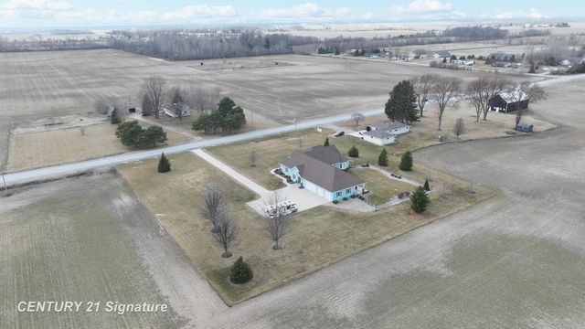 6790 Hospital Road, Freeland, MI 48623