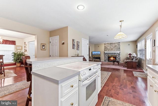 9 SYCAMORE DR, Reading, PA 19606
