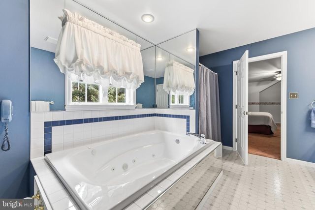 9 SYCAMORE DR, Reading, PA 19606